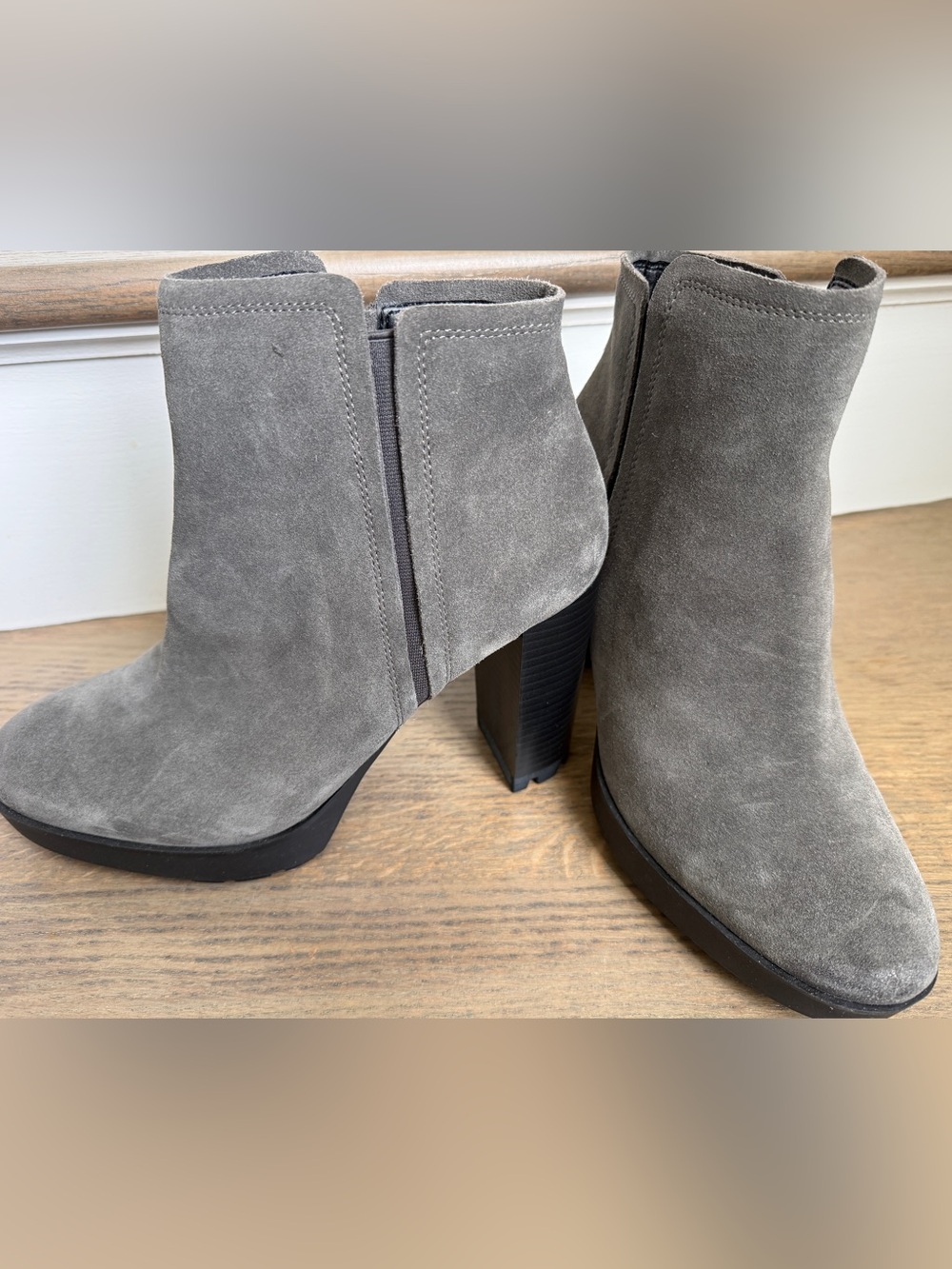 Kenneth Cole Gray Suede Block Heel Ankle Boots
